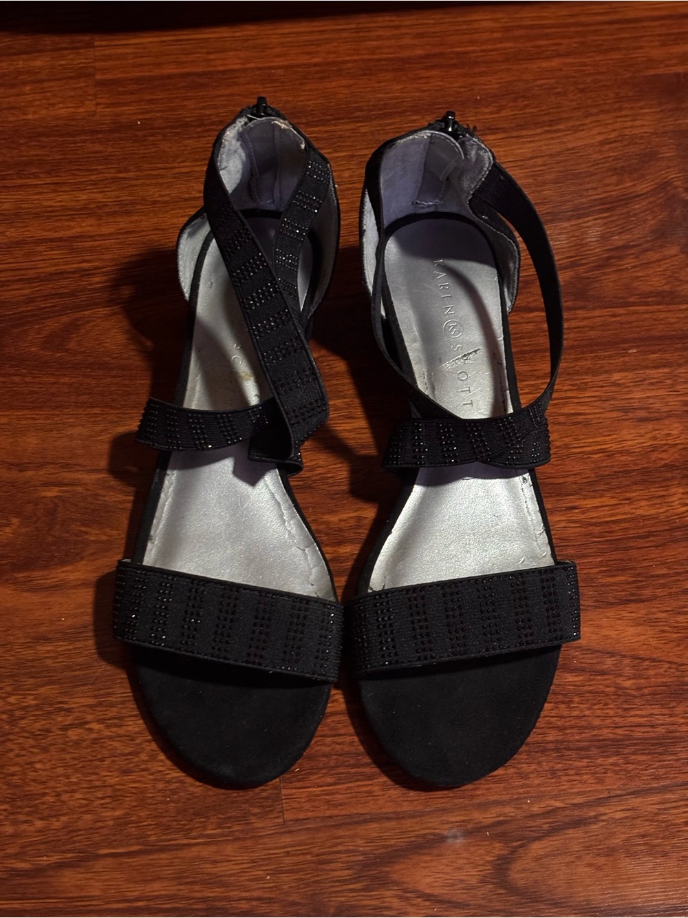 Karen Scott Black Strappy Sandals with Subtle Stud Detailing